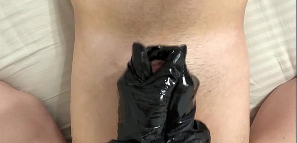 Sexy Queen Makes Handjob in Latex Gloves